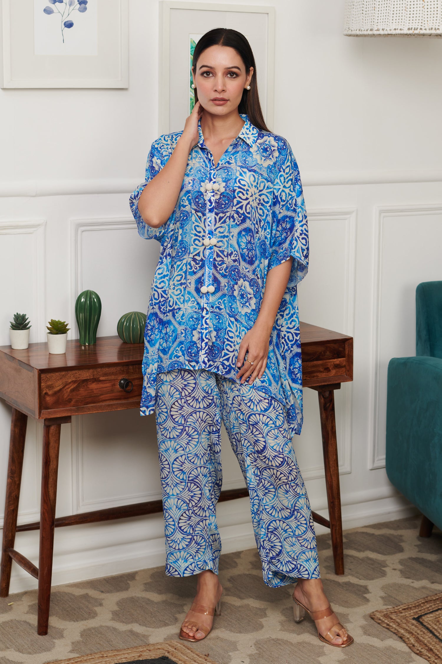 Blue Cotton Silk Print Mosiac Fleur Collar Neck Mosaic Shirt With Pant