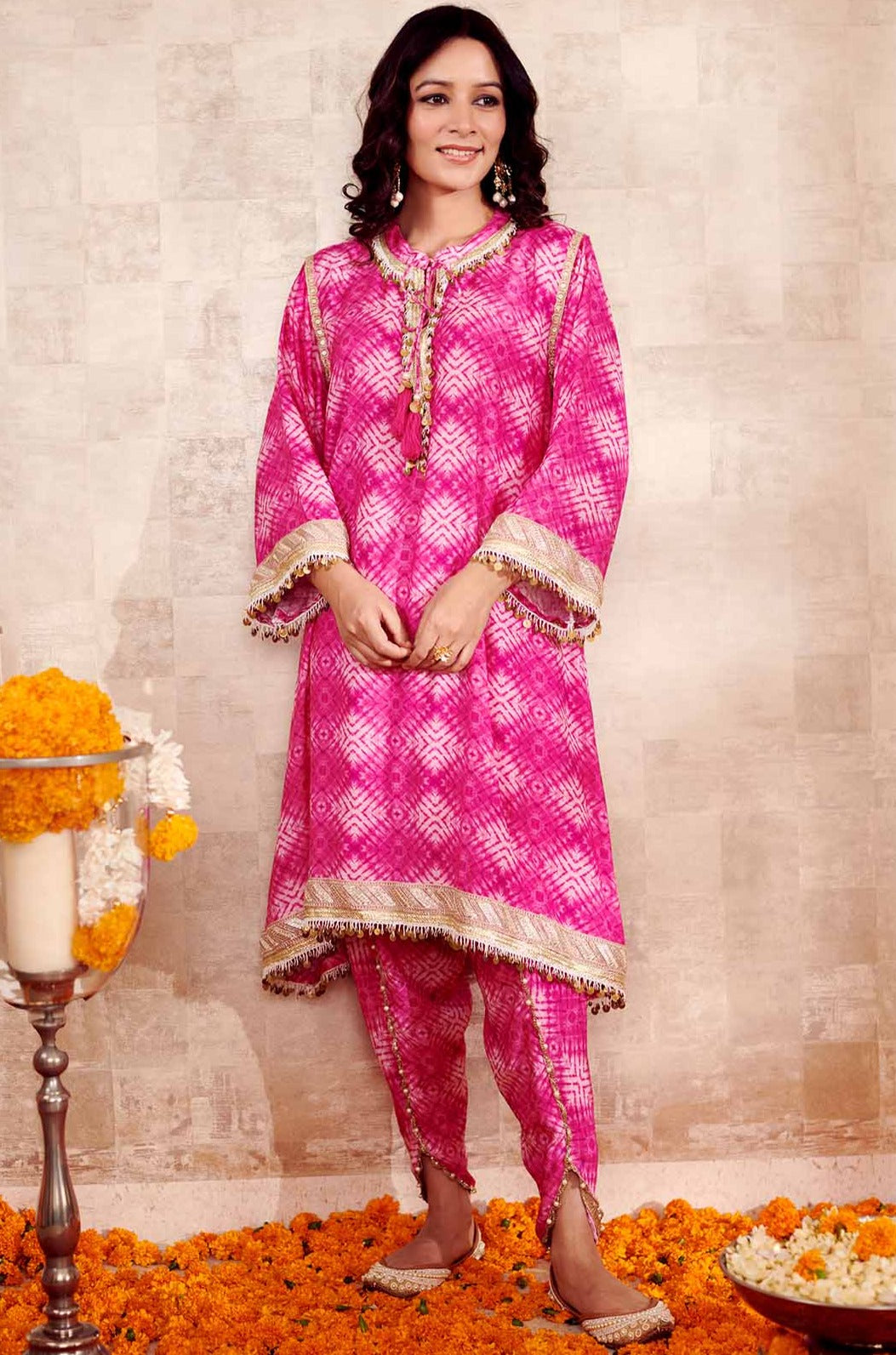 Pink Cotton Silk Printed Geometric Round Embroidered Kurta And Pant Set