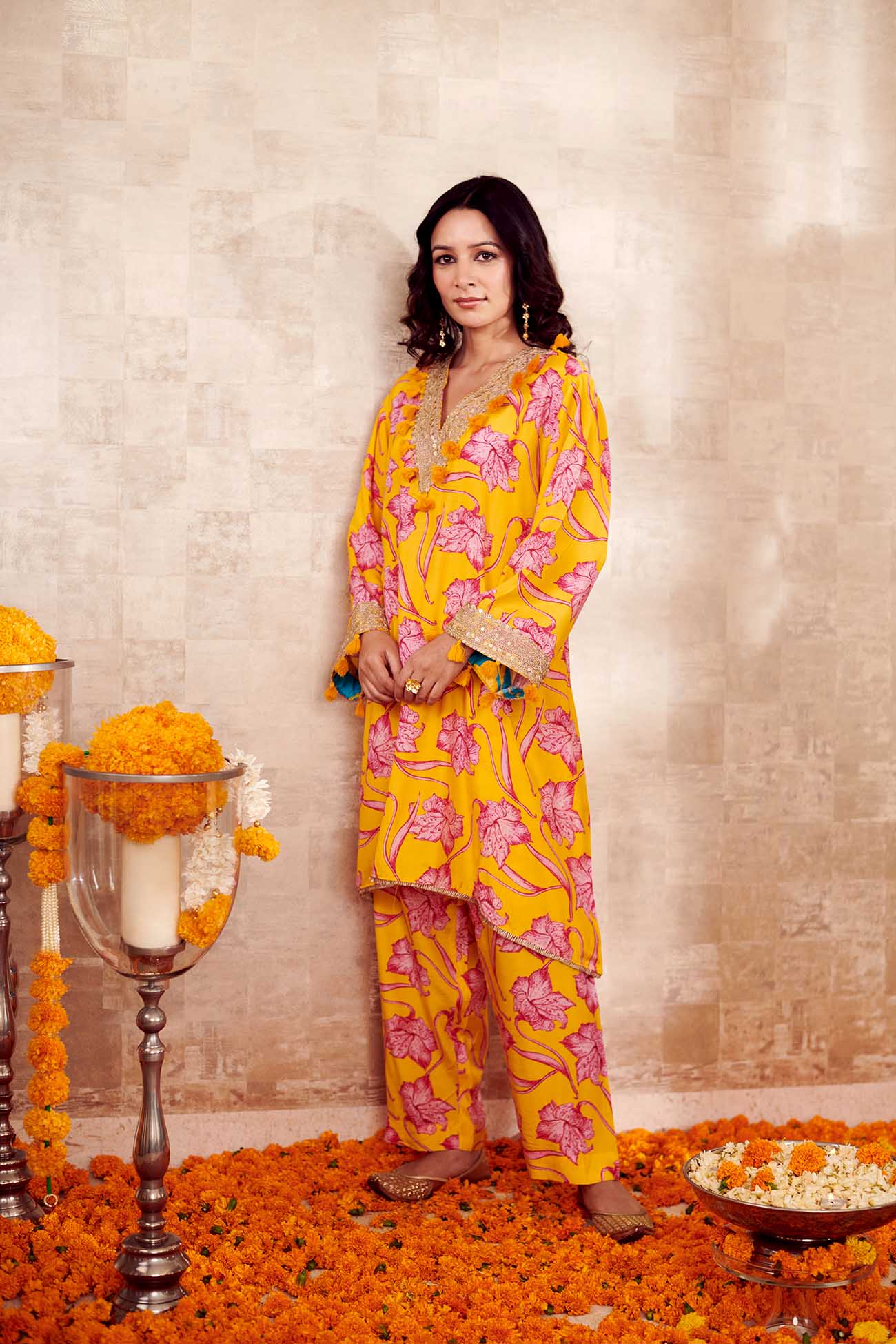 Yellow Cotton Silk Printed Floral V Neck Kurta And Pant Set