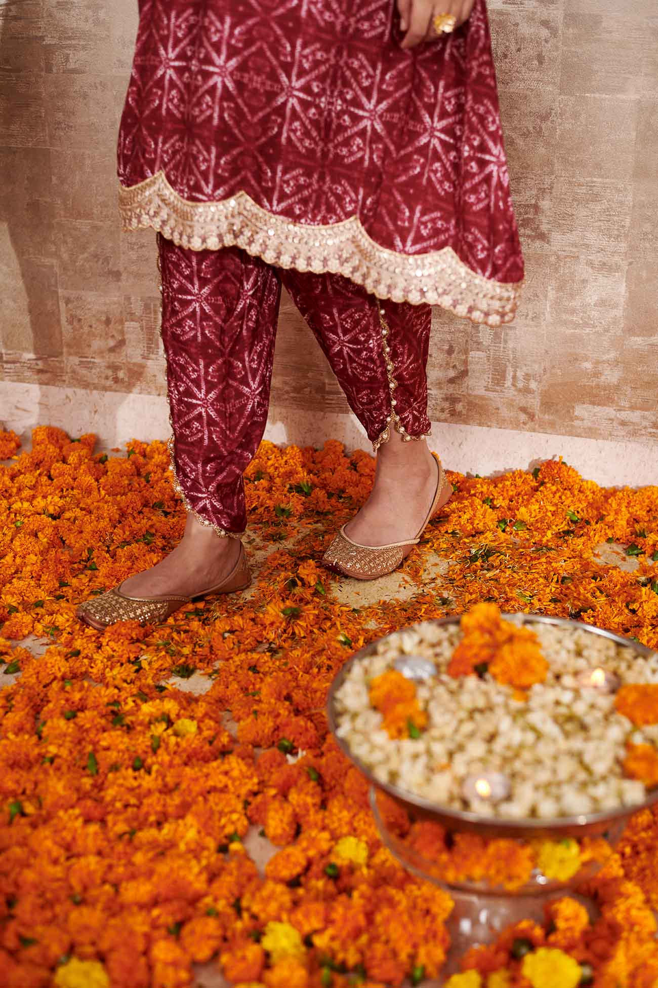 Maroon Cotton Silk Printed Geometric Round Lace Embroidered Kurta And Pant Set