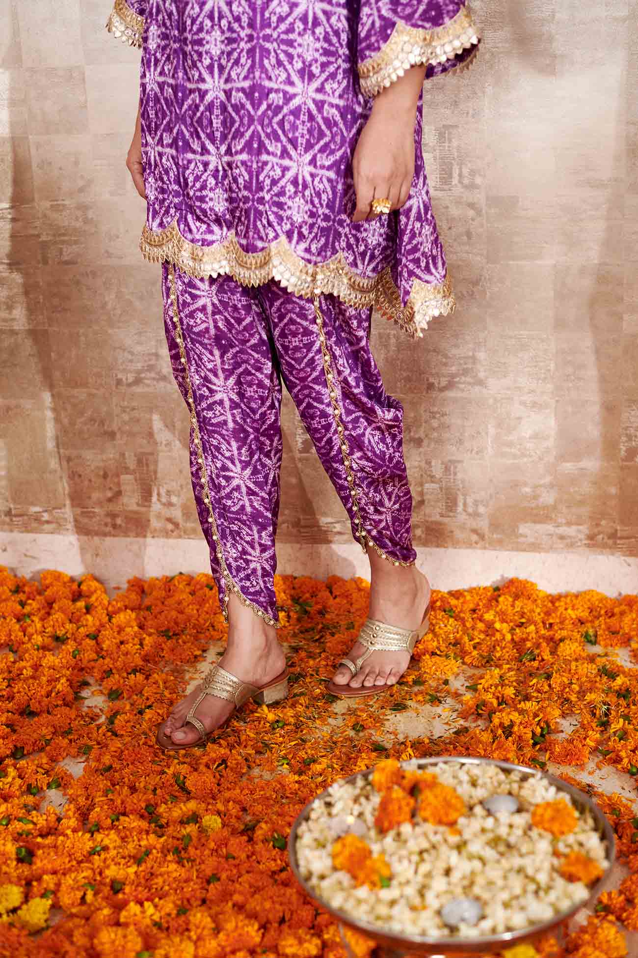 Purple Cotton Silk Printed Geometric Round Embroidered Kurta And Pant Set