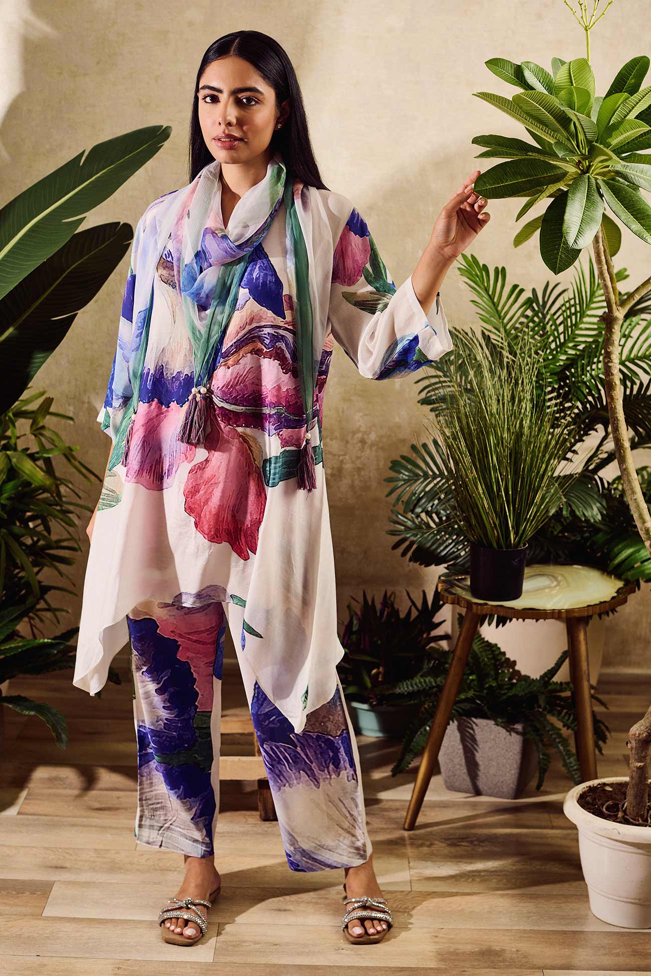 White Scarf Chiffon Printed Floral Mandarin Asymmetric Kurta Pant Set
