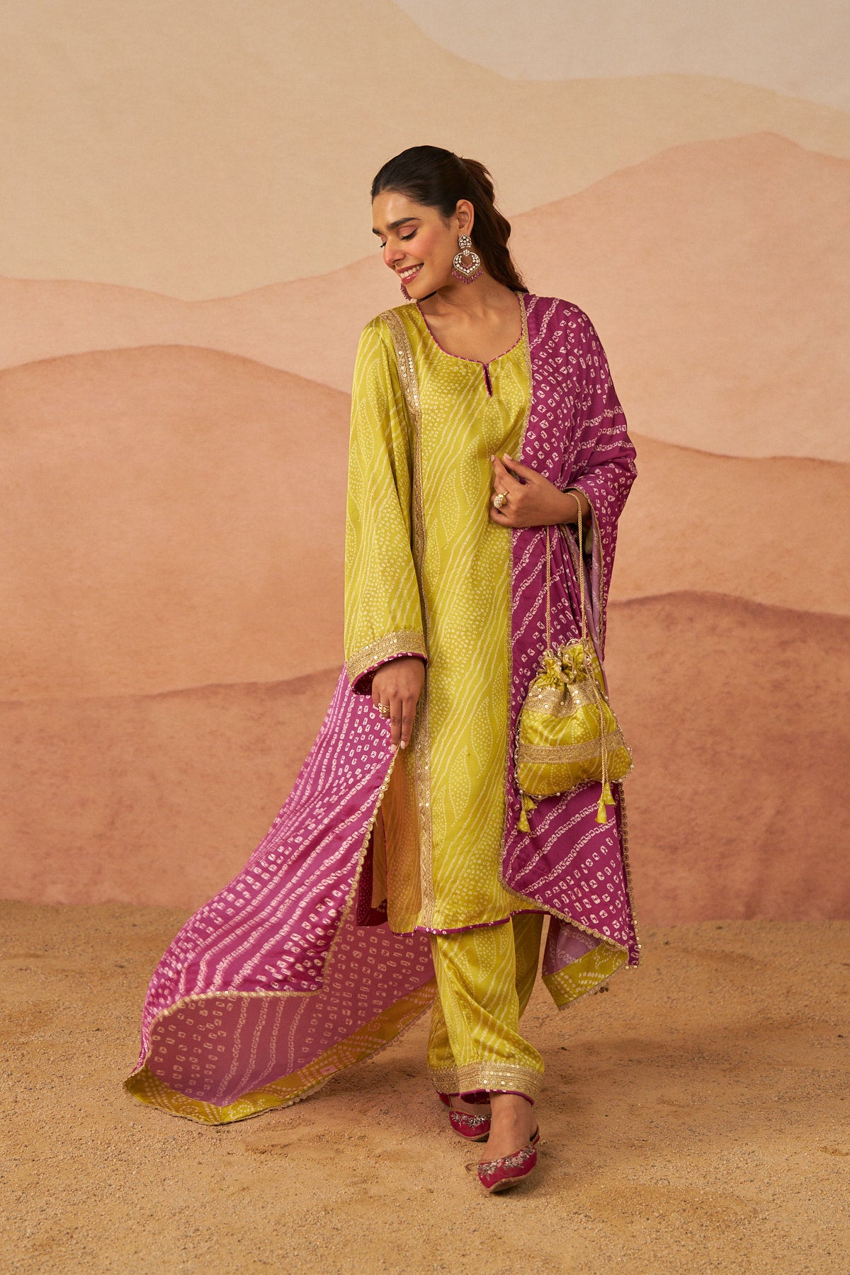 Patori Bandhej Phiran Set With Potli And Dupatta