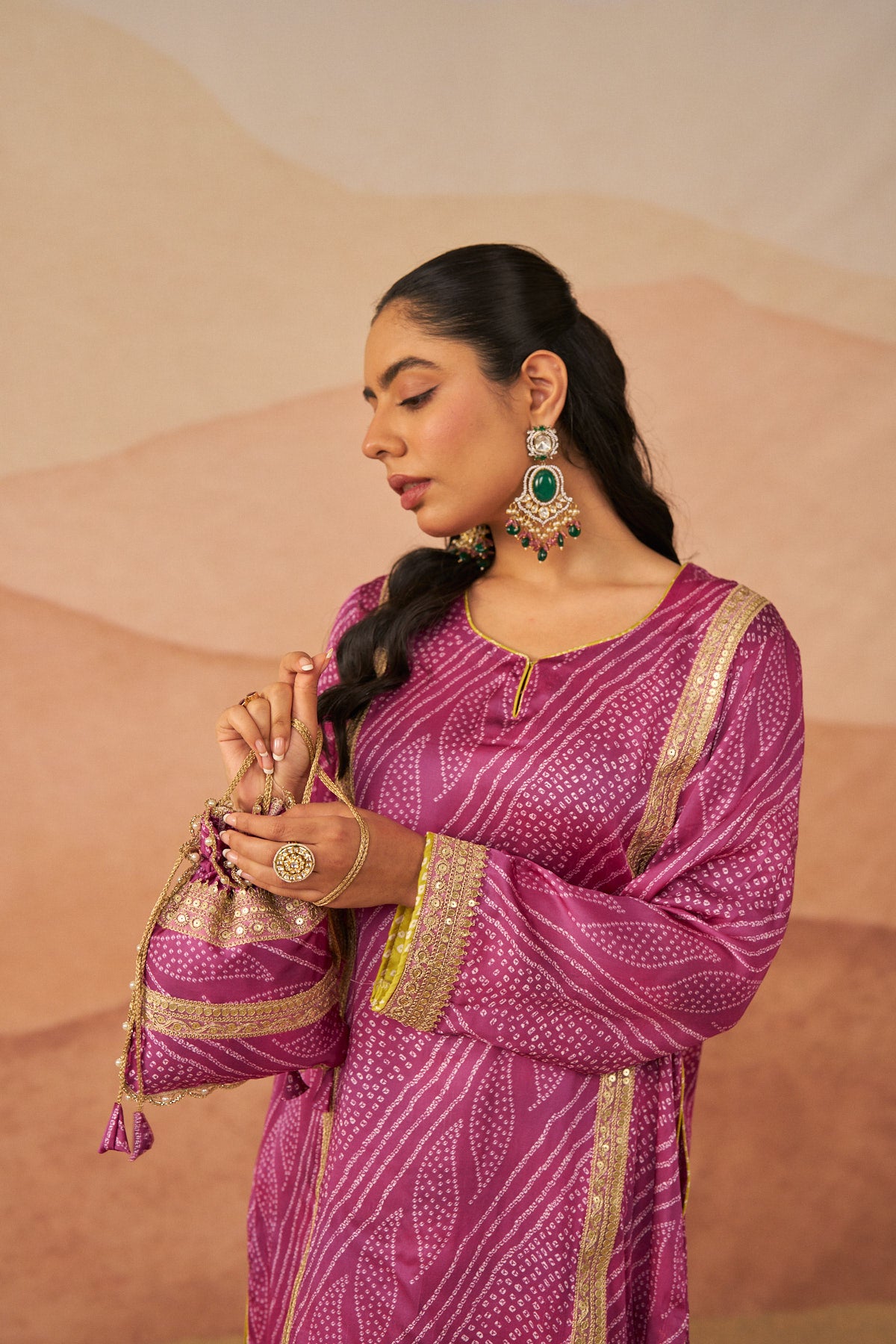 Raas Bandhej Phiran Set With Potli And Dupatta