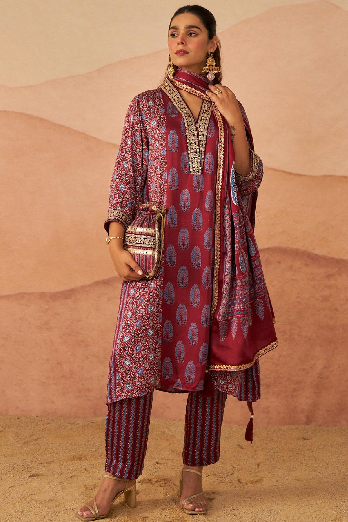 Mughal Buta Ajrakh Set With Potli And Dupatta