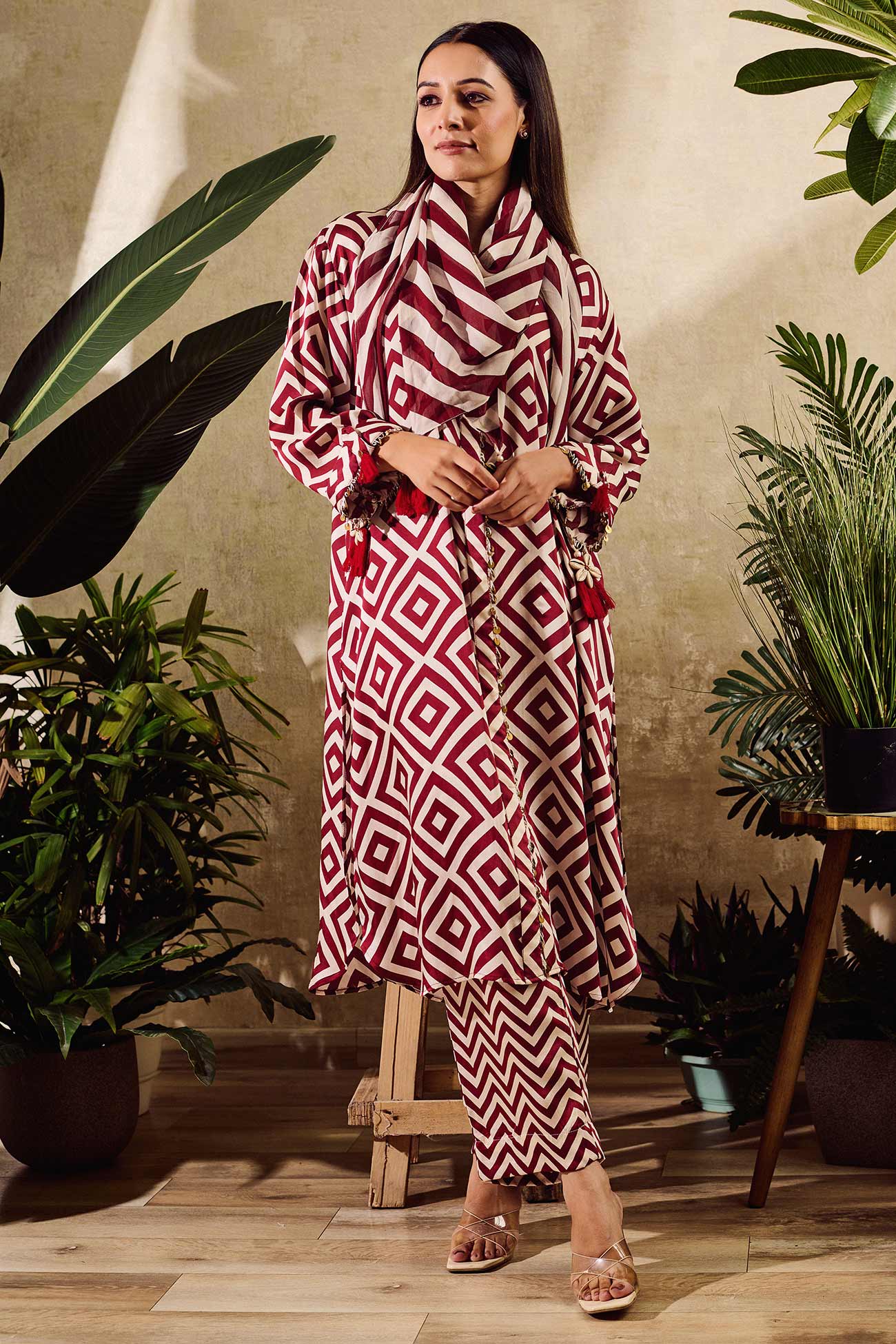 Maroon Cupro Satin Print Geometric Collared Neck Tunic And Pant Set